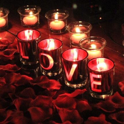 شموع LOVE