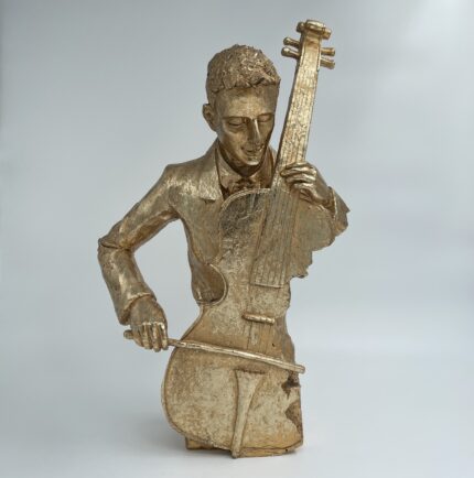 مجسم عازف التشيلو
